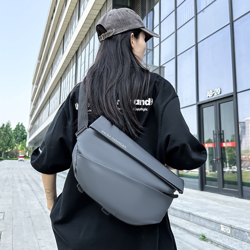 Muška crossbody torba od najlona, zatvarač, unutarnja džep za ID, mekana poliester podstava