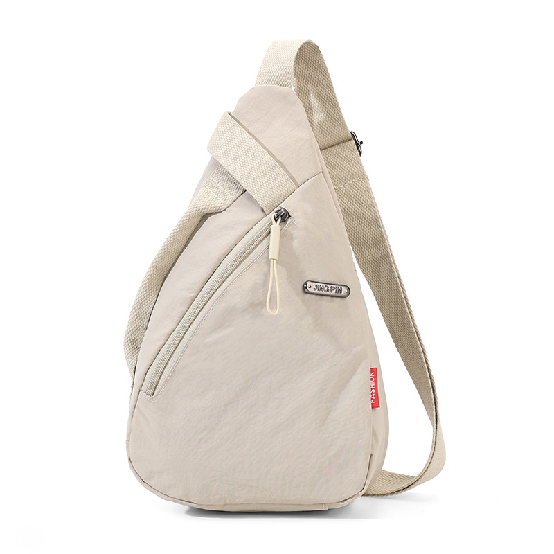 Putni crossbody ruksak od najlona, zatvaranje zipom, poliester podstava, džep za kameru, vanjski džep s unutarnjim džepom, ulični stil