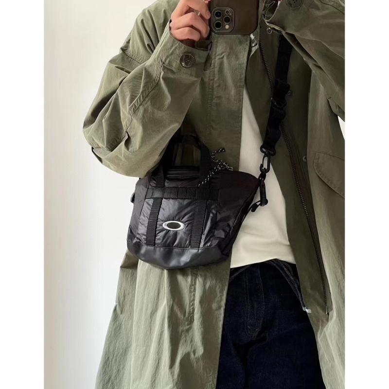 Muška funkcionalna nylon Crossbody torba — unisex stil, proljeće 2024, svakodnevna upotreba