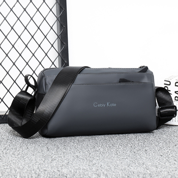 Muška crossbody torba – ulični stil; kožna membrana; prozračna, vodootporna, ultra lagana; jednobojni dizajn