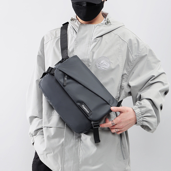 Férfi keresztpántos táska - nylonból, lélegző és ultrakönnyű, poliészter bélés, szabadidős utazásokhoz (Tavasz 2025)