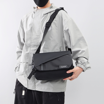 Férfi keresztpántos táska - nylonból, lélegző és ultrakönnyű, poliészter bélés, szabadidős utazásokhoz (Tavasz 2025)