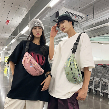 Muška torba za prsa s graffiti printom, najlon, prozračna, velika kapaciteta, za slobodno vrijeme putovanja