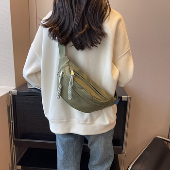 Muška torba za prsa, ulični stil, platno, proširiva, podstava od najlona, jednobojni uzorak