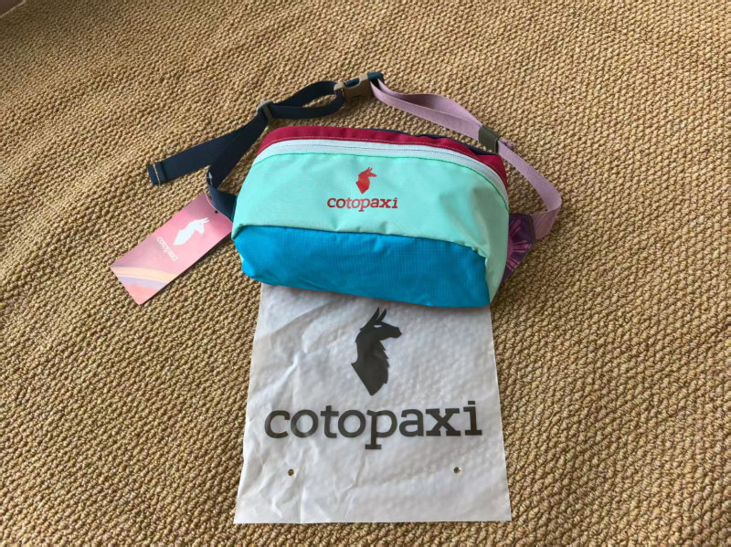 Geantă de piept pentru bărbați din nylon, 3L capacitate, respirabilă, ultra-ușoară și cu capacitate de extindere