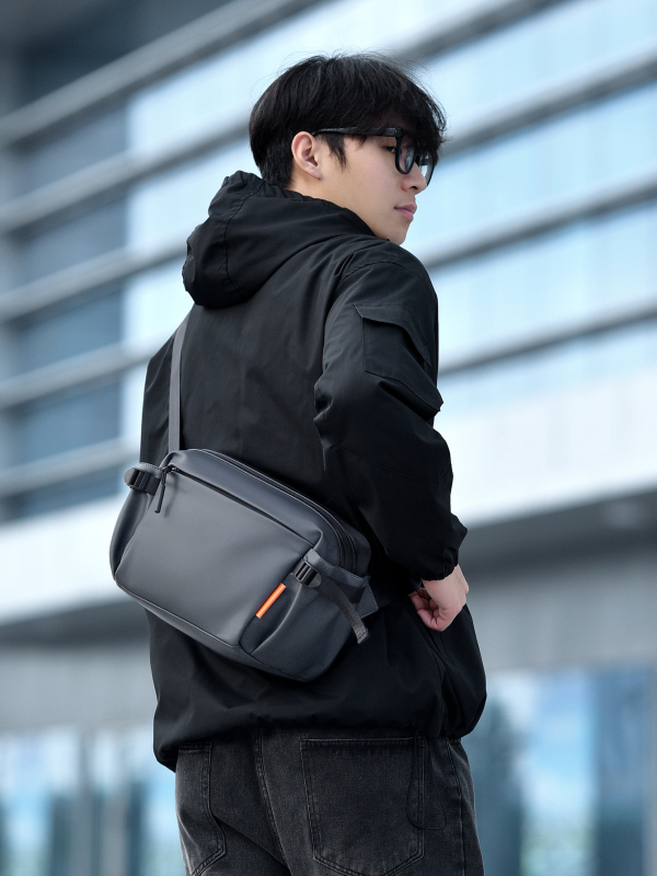 Geantă bărbați crossbody, stil stradal, material membrană, rezistentă la uzură, culoare solidă, căptușeală poliester