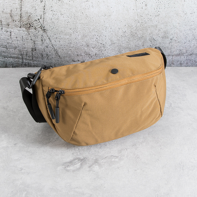 Muška platena crossbody torba – gradski stil, višefunkcionalna, jednobojni uzorak za putovanja