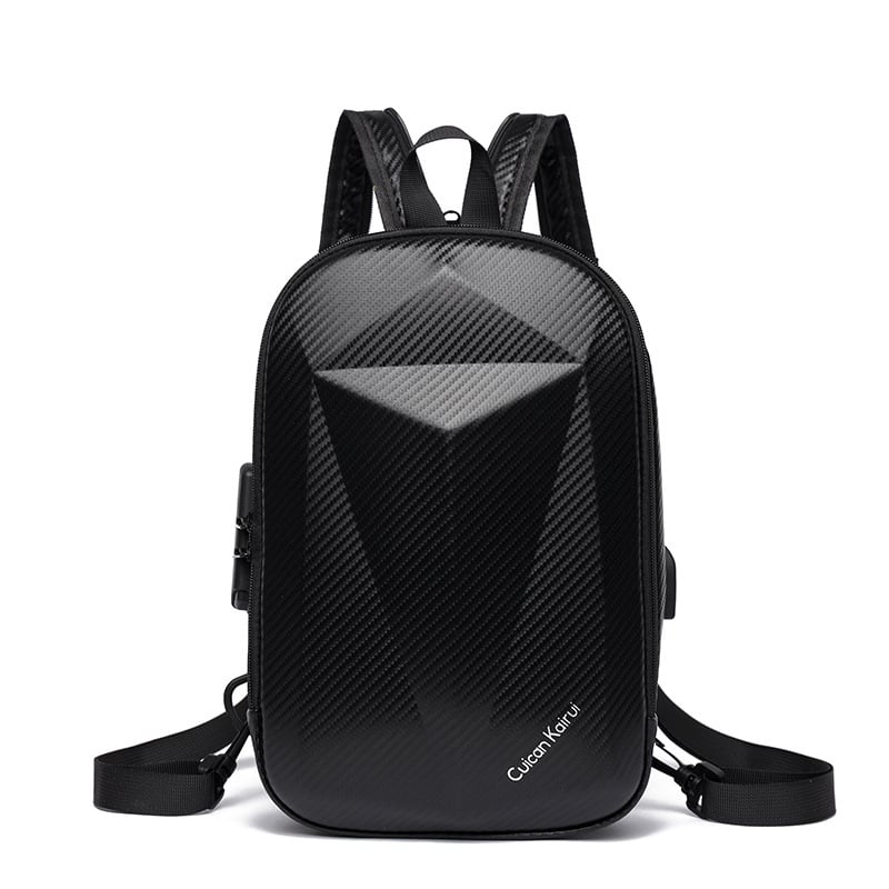 Muška prsna torba - ulični trend, tekstura karbonskih vlakana, prugasti uzorak, poliester podstava, USB priključak, otporna na habanje, zaštita od krađe