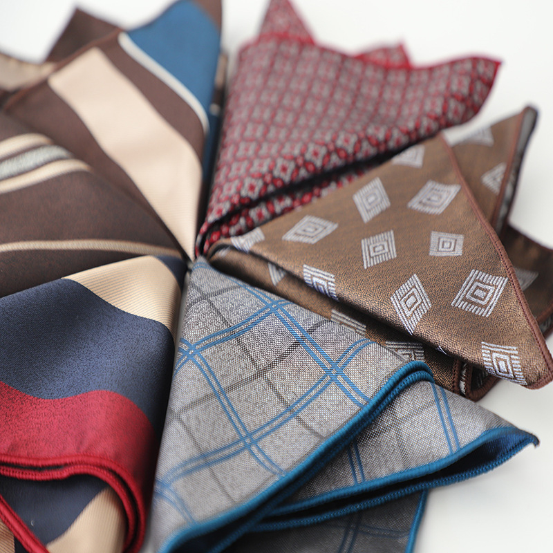 Batistă de buzunar Doris.TD | fibră poliesterică | model geometric | țesătură jacquard | stil casual