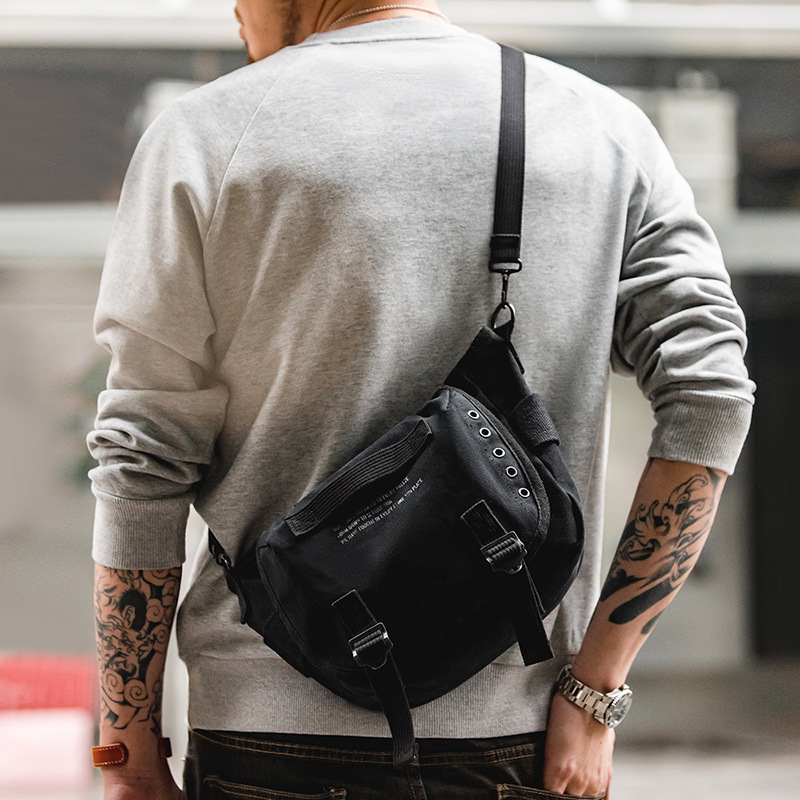 Madden Workwear M1961 muška pamučna crossbody torbica, proširiva, jednobojni uzorak, pamukova podstava