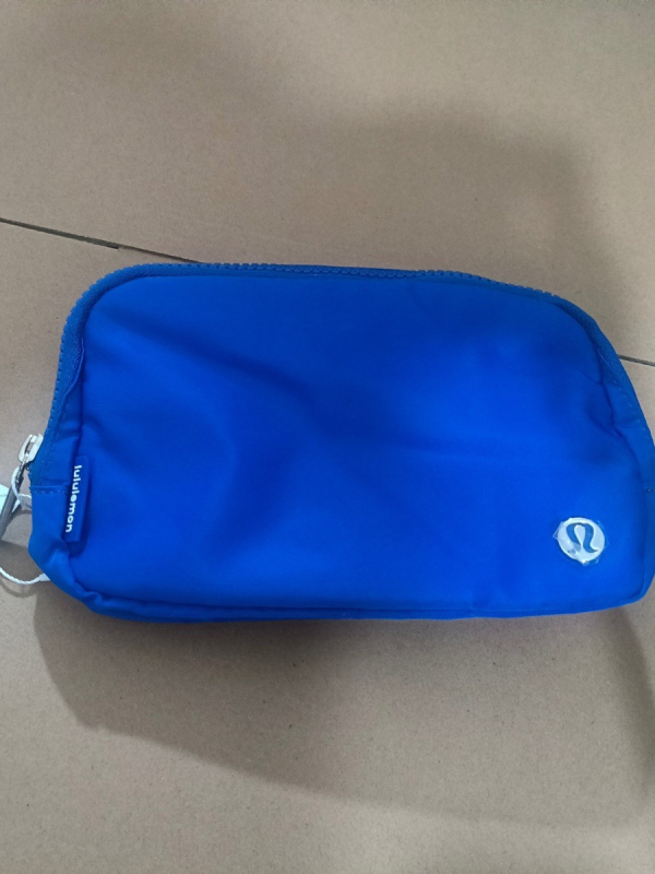 Nylon deréktáska kültéri sportokra – lélegző, vízálló, ultrakönnyű, antibakteriális béléssel nylonból; uniszex