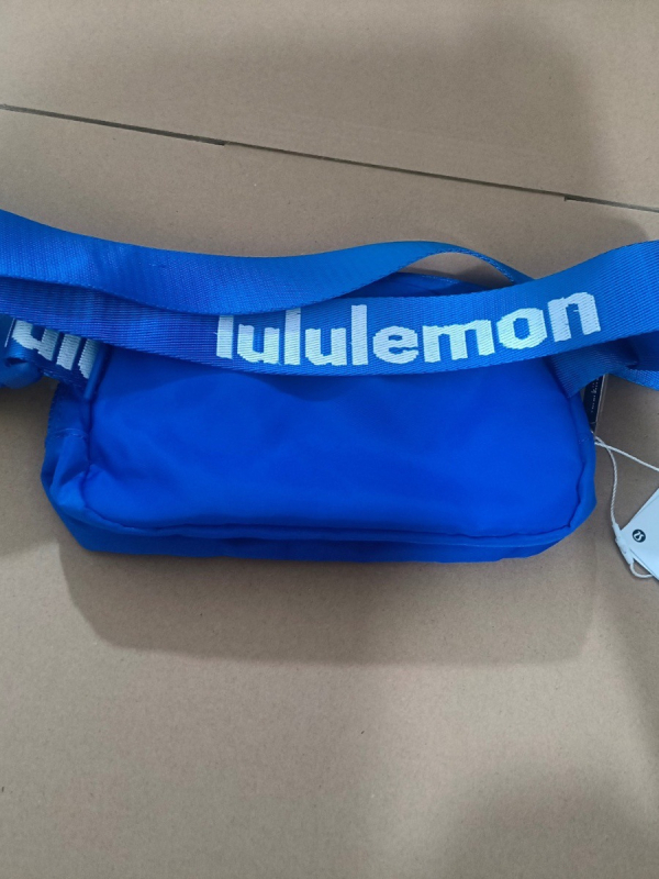 Nylon deréktáska kültéri sportokra – lélegző, vízálló, ultrakönnyű, antibakteriális béléssel nylonból; uniszex