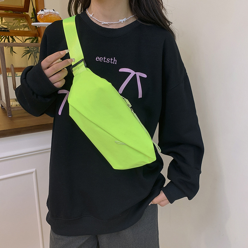 Geantă de piept pentru bărbați, stil urban minimalist, nailon, rezistentă, buzunar pentru laptop de 8 inci