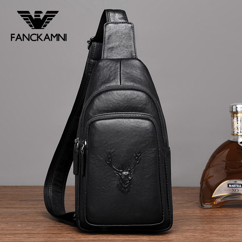 Geantă pentru piept masculin din piele naturală, închidere cu fermoar, buzunare interioare: buzunar cu fermoar, buzunar pentru telefon, buzunar pentru ID, formă verticală pătrată, pentru bărbați