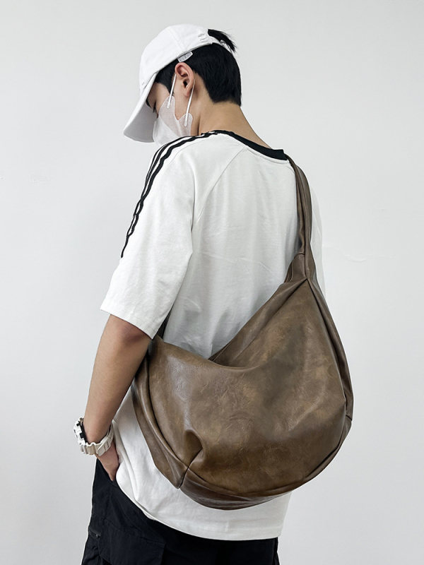 Muška crossbody torba uličnog stila, PU materijal, vodootporna, podstava od poliestera-pamuka, jednobojna