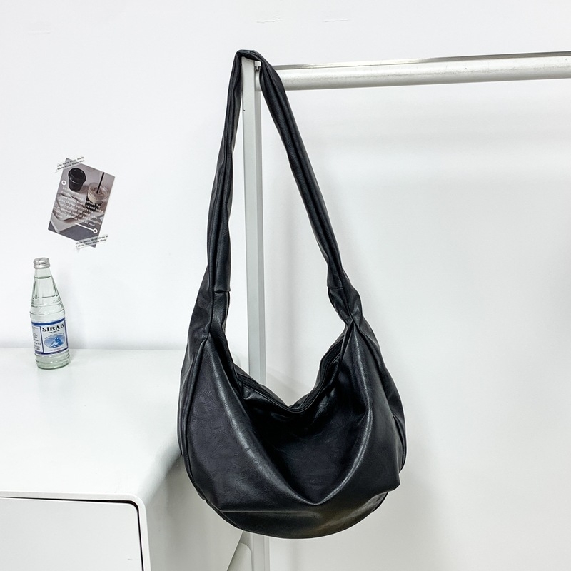Muška crossbody torba uličnog stila, PU materijal, vodootporna, podstava od poliestera-pamuka, jednobojna