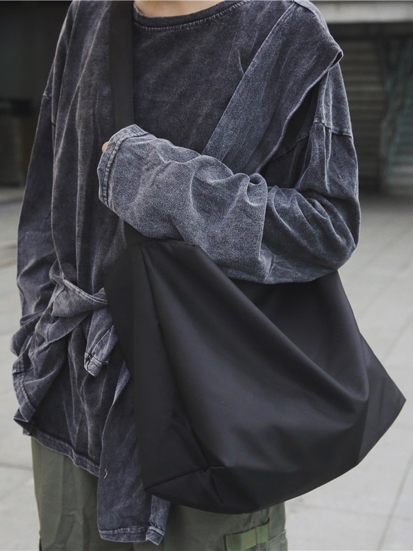Filwhite muška crossbody torba za putovanje, Oxford tkanina, izuzetno lagana, otporna na habanje, proširiva