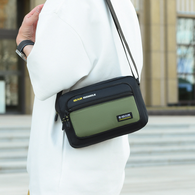 Muška crossbody torba, gradski minimalistički stil, Oxford tkanina, vodootporna, ultra lagana, proljeće 2025