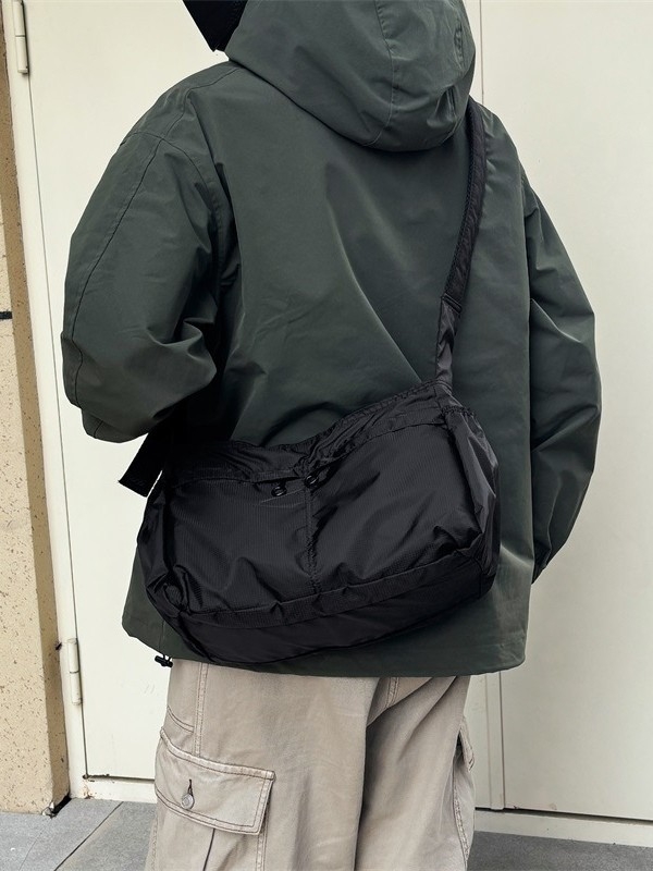 Férfi válltáska – nylon, poliészter bélés, KAMUANG Márka, egyszínű minta, ultrakönnyű