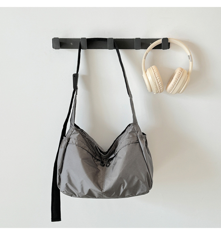 Férfi válltáska – nylon, poliészter bélés, KAMUANG Márka, egyszínű minta, ultrakönnyű