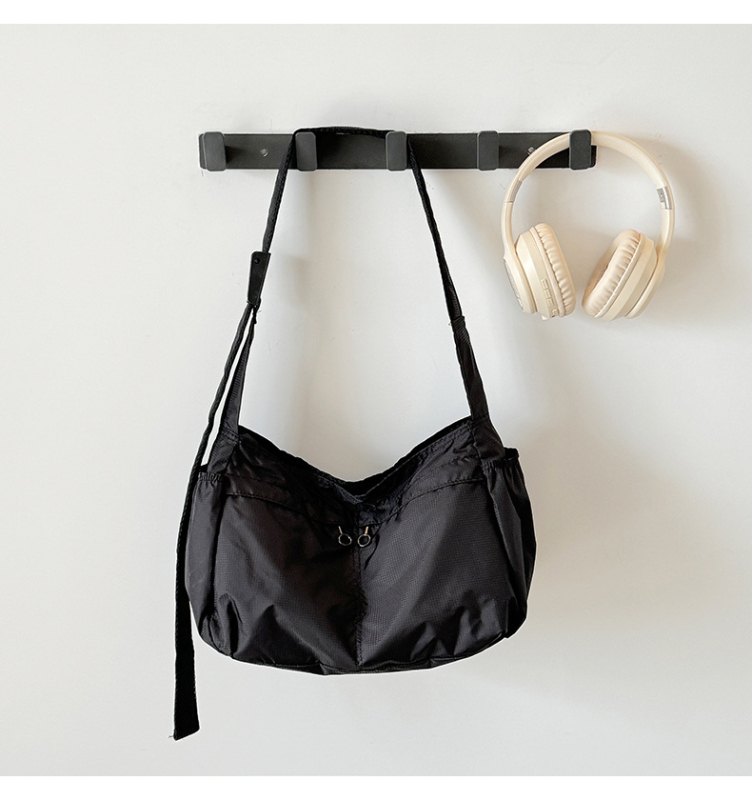 Férfi válltáska – nylon, poliészter bélés, KAMUANG Márka, egyszínű minta, ultrakönnyű