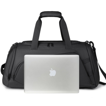 Szigetelt utazó- és edzőtáska, 36–55 L kapacitás, vízlepergető film, szigetelés, kopásállóság, száraz–nedves elkülönítés, poliészter bélés