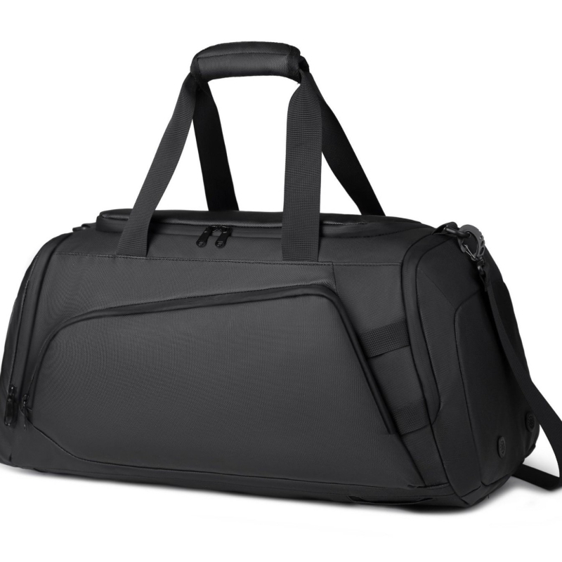Szigetelt utazó- és edzőtáska, 36–55 L kapacitás, vízlepergető film, szigetelés, kopásállóság, száraz–nedves elkülönítés, poliészter bélés