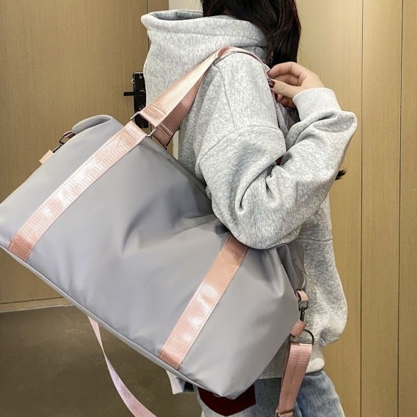 Unisex torba za outdoor sport i putovanja, kapacitet 20–35L, Oxford platno, otporna na habanje, podstava od poliestera