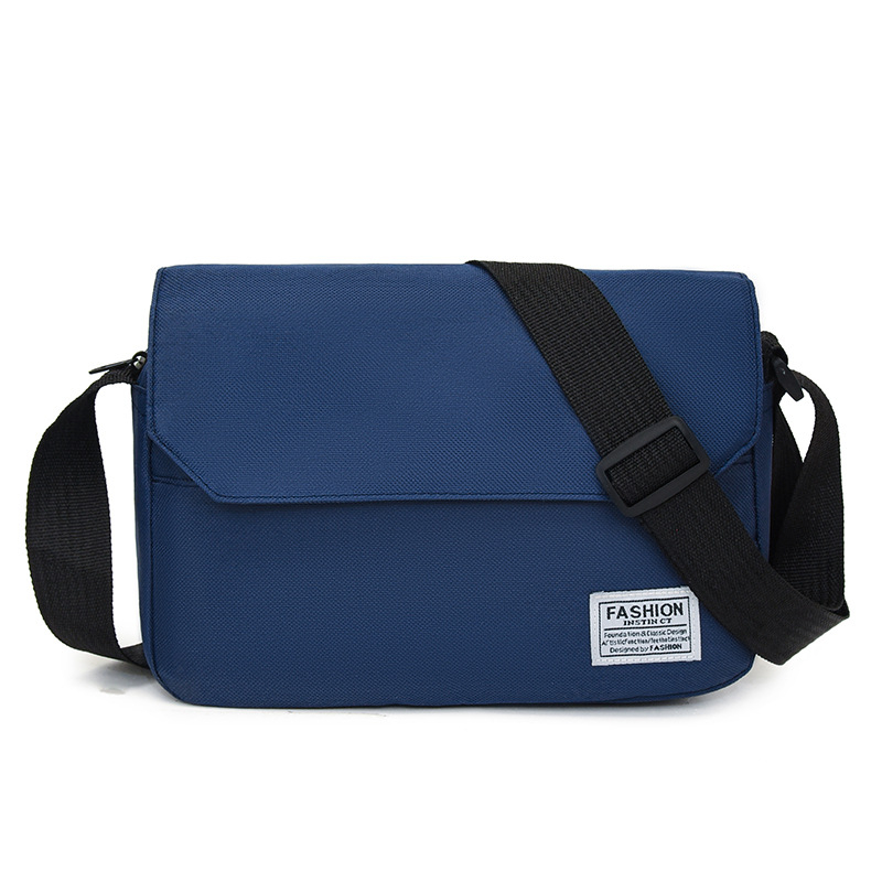 Muška torba preko ramena — gradska jednostavnost, velika kapacitet, lagana za nošenje, crossbody; vanjska najlonska tkanina, podstava od poliestera; prozračna, vodoodbojna, ultra lagana, otporna na habanje
