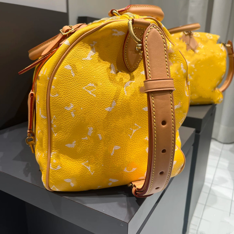 Boston Pillow taška z pravej kože – unisex, objem 20–35 L, nepremokavá a antibakteriálna, podšívka z plátna