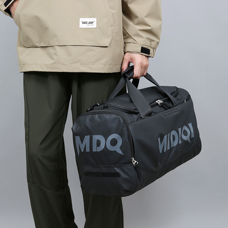 Torba za putovanje velikog kapaciteta za muškarce i žene — lagana, crossbody preko ramena, ulični stil za kratka putovanja