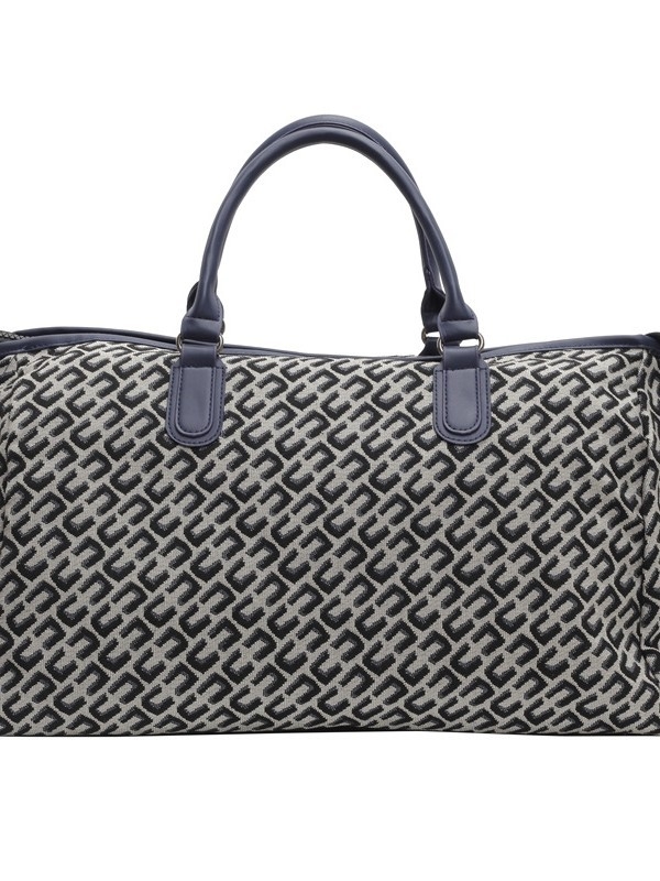Putna torba – stilna i lagana, unisex dizajn; kapacitet 20–35 l, materijal tkanina, prozračna