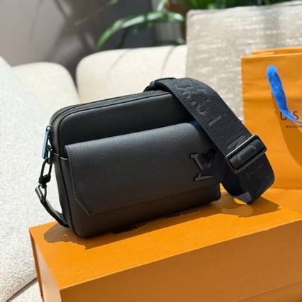 Muška crossbody torba od prave kože s geometrijskim uzorkom, unutrašnja podstava Oxford tkanina, gradski stil.