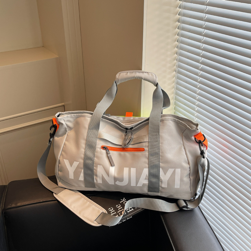 Tote torba, najlonski materijal, kapacitet 20–35L, prozračna, vodootporna, ultralagana