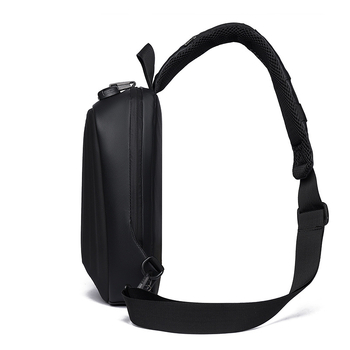 Muška crossbody torba - PU materijal, USB sučelje, vodootporna, protiv krađe, urban stil