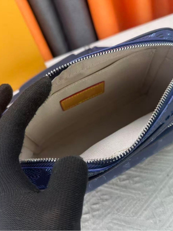 Muška torba preko ramena, lagana, PVC vanjski materijal, podstava od poliestera, kompatibilna s 8-inčnim prijenosnikom, za svakodnevnu uporabu