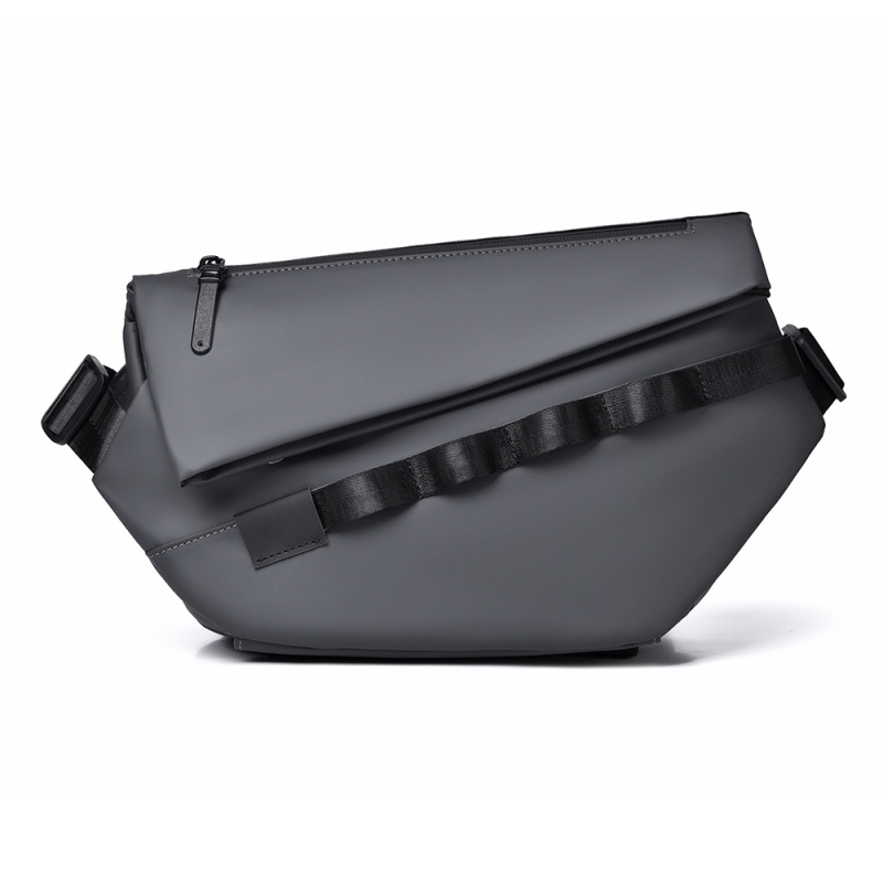 Muška crossbody torba, gradski minimalistizam, materijal: film, podstava: poliester, pogodna za pohranu