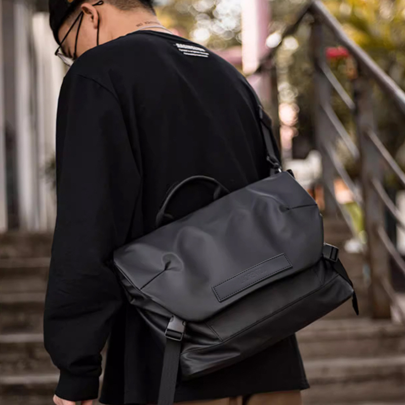 Muška crossbody torba – gradska jednostavnost, platno materijal, prozračna, jednobojni uzorak, unutrašnja podstava od tkanine