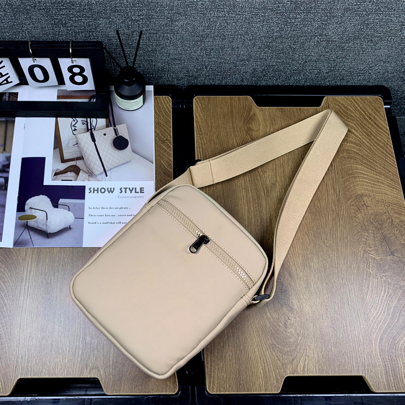 Muška crossbody torba, gradski street stil, PU materijal, poliesterska podstava, jednobojna, jesen 2023