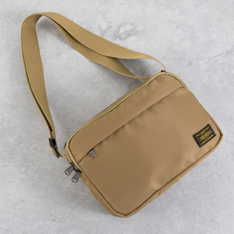 Muška crossbody torba u ulicnom stilu, Oxford plat materijal, jednobojna podstava od poliestera, pogodna za slobodno vrijeme i putovanja, ljeto 2024 izdanje