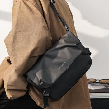 Geantă crossbody pentru bărbați, stil urban minimalist, țesătură Oxford, impermeabilă, ultra-ușoară, rezistentă la uzură, model cu litere, căptușeală din poliester