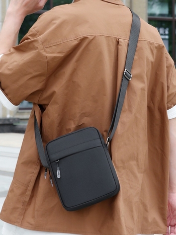 Muška torba preko ramena, unisex stil, poliester, podstava poliester, jednobojni dizajn