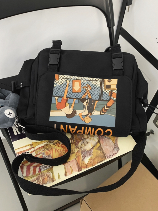 Torba crossbody uličnog stila s Oxford materijalom, envelope stil, unutarnja podstava od najlona, horizontalni kvadratni oblik, zatvaranje poklopcem, jedna naramenica, džepovi za telefon i dokumente, laminirani džep s patentnim zatvaračem, unutarnji mezzan