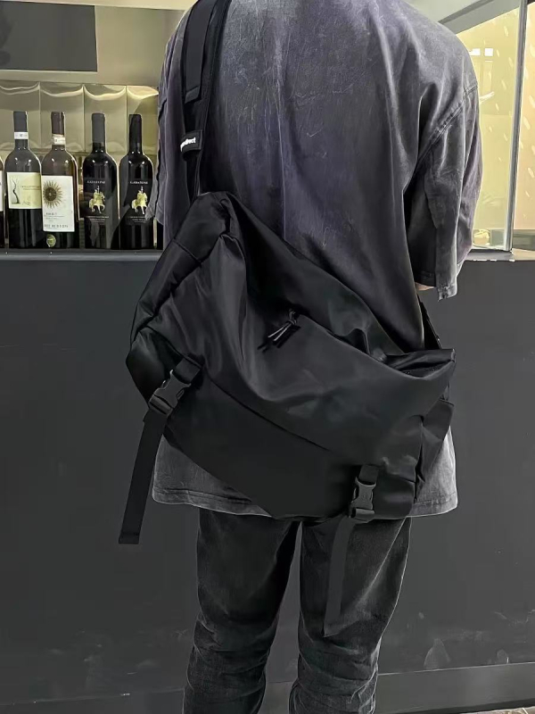 Muška crossbody torba, najlon, vodootporna, ulični stil, veliki kapacitet, proljeće 2024 izdanje