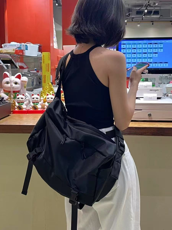 Muška crossbody torba, najlon, vodootporna, ulični stil, veliki kapacitet, proljeće 2024 izdanje