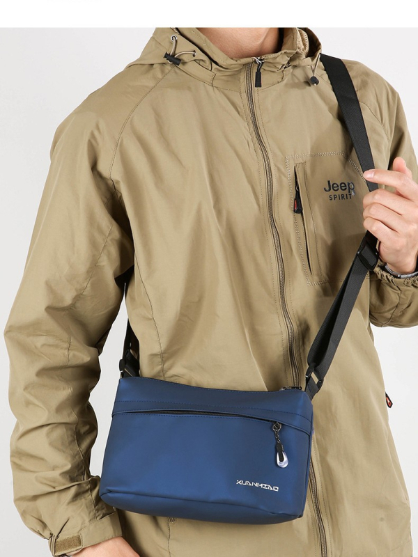 Muška crossbody torba – ulični stil, membranski materijal, vodootporna, kompatibilna s 8-inčnim prijenosnikom
