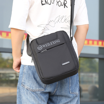 Muška crossbody torba za ramena, urbana minimalistička stil, vodootporna, Oxford tkanina, brend Wilo Star, model 903, podstava poliester