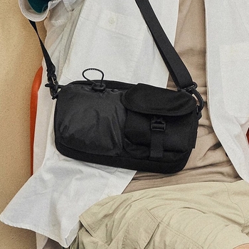 Dkallee Muška crossbody torba za slobodno vrijeme putovanja – ultra lagana, otporna na habanje, proširiva, poliester