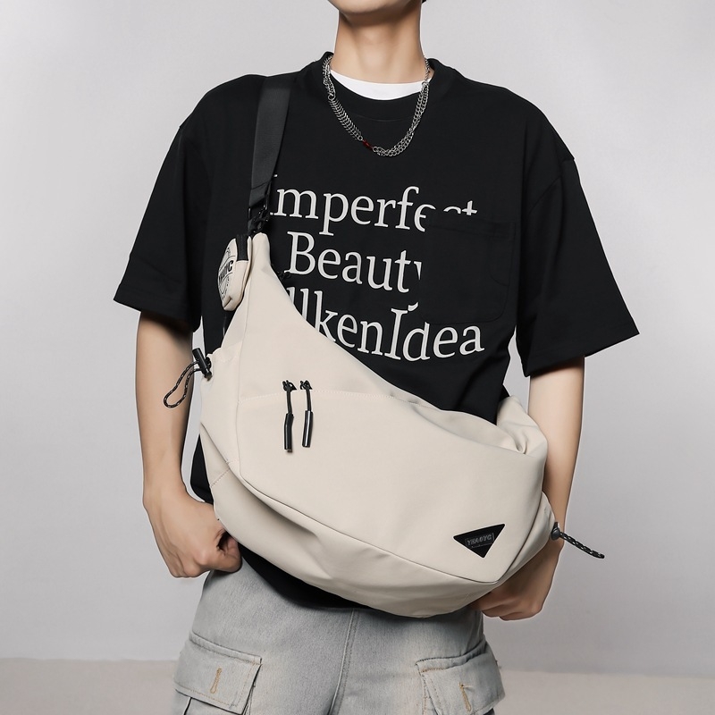 Férfi nejlon keresztpántos oldaltáska — utcai stílus, légáteresztő, 10 hüvelykes laptop rekesz, poliészter bélés