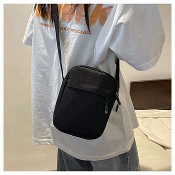 Muška crossbody torba, najlon, otporna na habanje, unisex stil, podstava od poliestera, CS marka, proljeće 2025